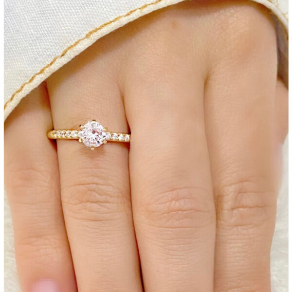 ANEL DE OURO 18K