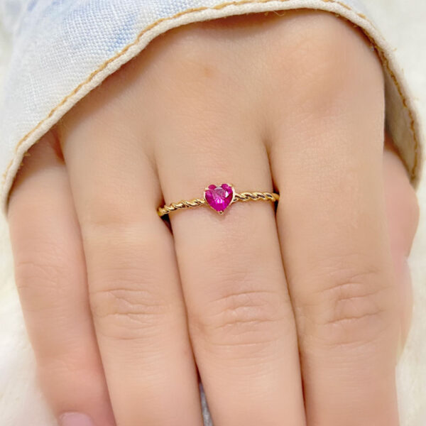 ANEL DE OURO 18K