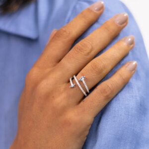 ANEL DE OURO 18K