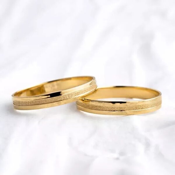 ALIANÇA DE CASAMENTO EM OURO 3MM FRISO DIAMANTADO CANASTRA