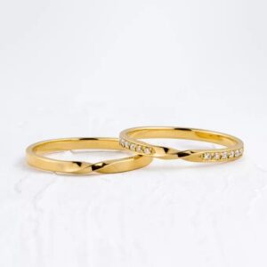 ALIANÇA DE CASAMENTO EM OURO 2MM INFINITA - PAR