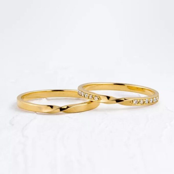 ALIANÇA DE CASAMENTO EM OURO 2MM INFINITA - PAR